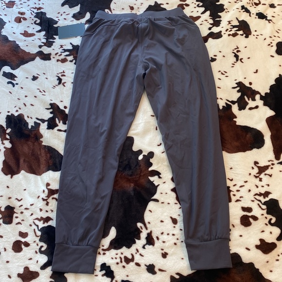 NWT Women’s joggers - Picture 3 of 5